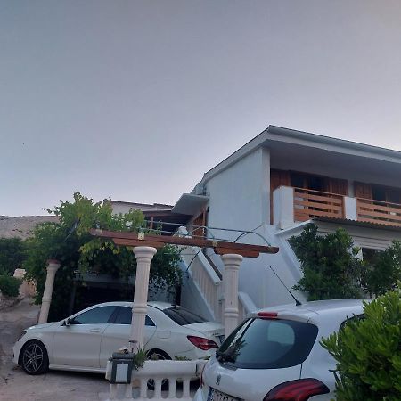 Studio Apartment Iva - 50 M From The Sea-Balcony Pag Town Eksteriør bilde