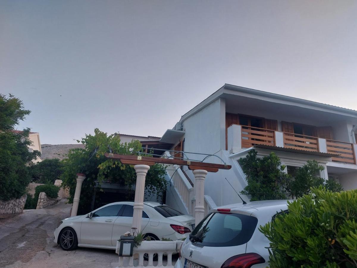 Studio Apartment Iva - 50 M From The Sea-Balcony Pag Town Eksteriør bilde